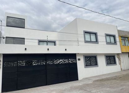 Renta departamento. Col. 16 de Septiembre Norte. Cerca de China Poblana