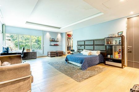RESIDENCIA DE LUJO LAS PIEDRAS LUQUE_USD 3.400.000