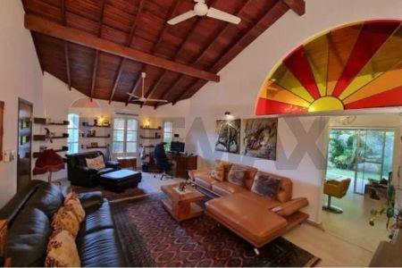 Residencia en San Bernardino J.A.