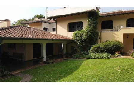 Residencia Premium en Barrio Jara