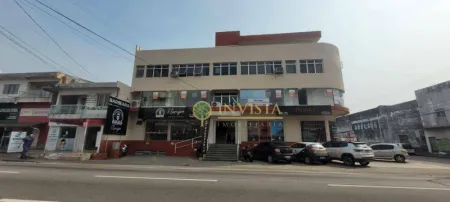 Sala comercial para locação no Estreito.