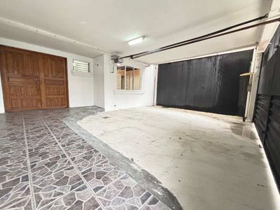  Se Alquila Amplia Casa Independiente en Barrio Freses