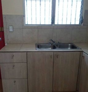  Se alquila amplio apartamento en Carrasquilla