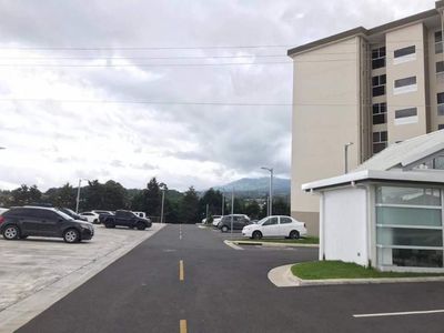  Se alquila apartamento en condominio Cipreses de Granadilla -Curridabat