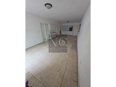 Se Alquila Apartamento en VIA ARGENTINA Foto 3 de 10