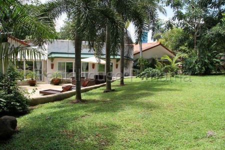  Se Alquila Casa en Albrook MDV26-3317