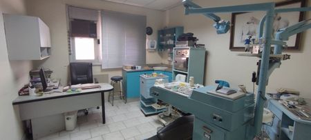 SE ARRIENDA CENTRICA CONSULTA DENTAL, TALCA. Foto 1 de 2