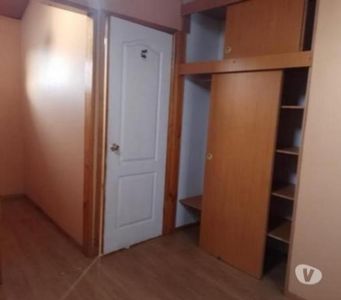 Se arrienda segundo piso con entrada independiente