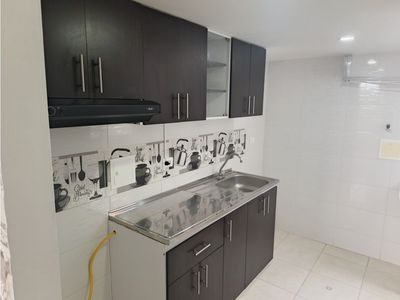 SE RENTA APARTAMENTO  EN PISO 4 BARRIO PIAMONTE DOSQUEBRADAS Foto 4 de 14