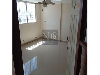 Se Vende Apartamento en Residencial del Este Foto 8 de 8