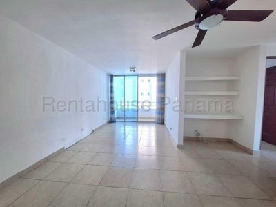 Se Vende Apartamento en Splendor by The Park, Carrasquilla KDP25-3327