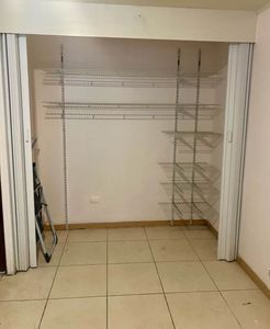 SE VENDE CASA DE DOS PLANTAS (DESAMPARADOS, SAN JOSÉ).