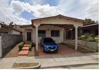 Se vende Casa en Brisas del Golf