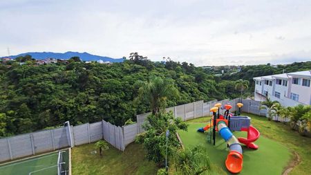  Se Vende Casa en Condominio HACIENDA LINCOLN entre Santo Domingo de Heredia-B