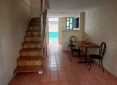 SE VENDE CASA UNIFAMILIAR EN BUENOS AIRES - QUINTA LINDA, MEDELLÍN.