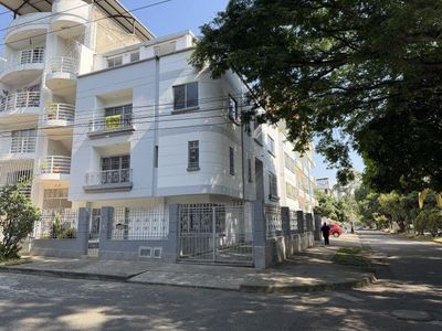 SE VENDE EDIFICIO ESQUINERO EN EL INGENIO III