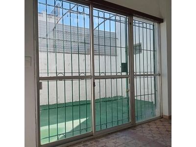 Sin gastos comunes. 2 dormitorios, reciclada, Union, PATIO