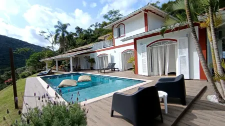 Sítio com casa