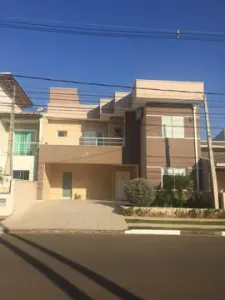 Sobrado 3 Dorms 2 Suítes 190m2 250m2 Terreno 4 Vagas