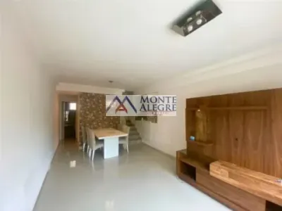 Sobrado à venda no bairro Cupecê com 129 m² e 3 dormitórios/quartos disponíveis.