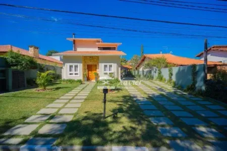 Sobrado com 4 dormitórios à venda, 344 m² por R$ 1.690.000,00 - Haras Bela Vista - Vargem Grande Pau