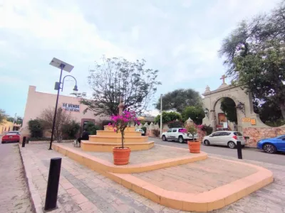 Terreno Céntrico en Tequisquiapan con 3 Accesos y Vista a P