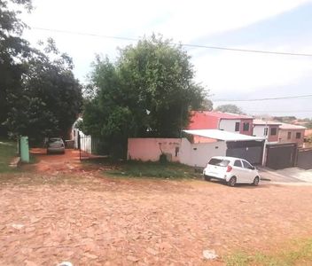 Terreno con Casa a Reformar o Demoler en Venta, Lambaré, Puerto Pabla  CODMP151641