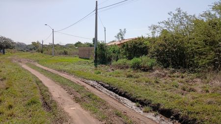 Terreno en Ypacarai Foto 3 de 3