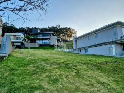 TERRENO para construir em condomínio fechado no ALPHAVILLE PORTO ALEGRE Imagem 1 de 10