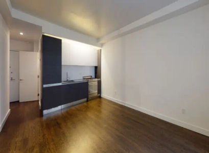 The Windermere, 666 West End Avenue