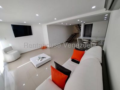 Townhouse en venta ubicado en la Esmeralda San Diego Carabobo Codigo 25-18560 Eloisa Mejia Foto 5 de 20
