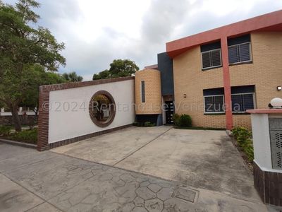 Townhouse en venta ubicado en Sabana Del Medio San Diego Carabobo Venezuela Cod 24-18982