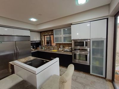 ¡Tu hogar de ensueño en Lomas del Country! Imagem 5 de 11