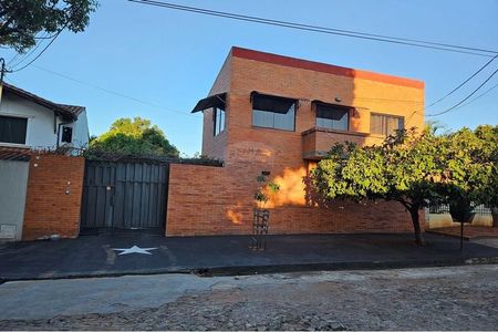 TU NUEVO HOGAR EN LAMBARÉ TE ESPERA!