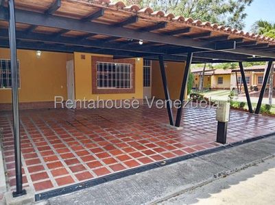 Valle de Oro Casa en venta San Diego 25-16793 ELOISA MEJIA