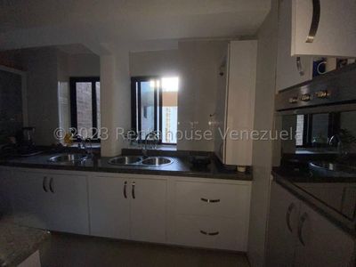 Valles de Camoruco Apartamento en venta Ubicado en Valencia 23-19135 ELOISA MEJIA Picture 7 of 17