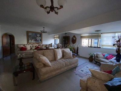 Valles de Camoruco Apartamento en venta Ubicado en Valencia 23-19135 ELOISA MEJIA Picture 8 of 17