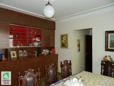 VENDA SOBRADO 4 QUARTOS SENDO 1 SUITE GARAGEM 3 CARROS IM&Oacute;VEL FIDELIDADE COMERCIAL Foto 11 de 41