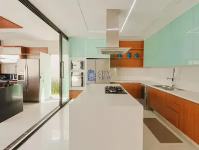 VENDEMOS OU ALUGAMOS CASA ESPETACULAR NA BARRRA DA TIJUCA