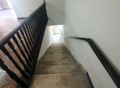 VENDO 2 CASAS EN 1, A CUADRAS DE LA COSTANERA DE ASUNCIÓN