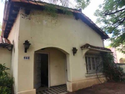 VENDO AMPLIA PROPIEDAD CON CONSTRUCCIÓN A DEMOLER!