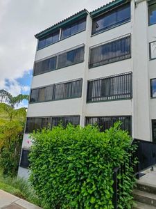 Vendo apartamento la.quinta 3 habi piso bajo los teques