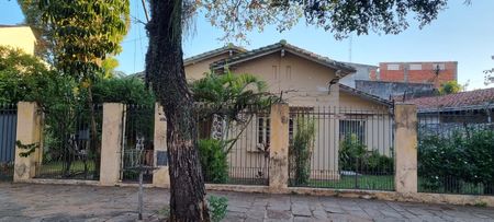 Vendo Casa A Refaccionar O Demoler En Barrio Pinoza