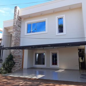 VENDO CASA EN ASUNCION BARRIO MARISCAL ESTIGARRIBIA COD 4345