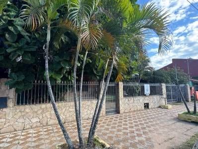VENDO CASA en el centro de Mariano Roque Alonso