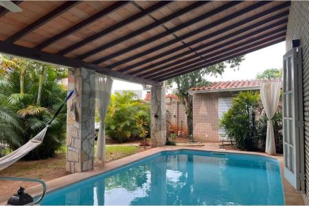 Vendo casa en San Bernardino. 