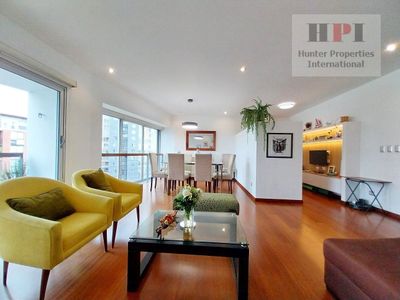 Vendo departamento Miraflores 135m2 3 dormitorios 2.5Baños  2Est. 1Deposito