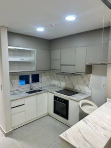 VENDO DEPARTAMENTO SEMI AMOBLADO DE 2 DORMITORIOS EN LUQUE, ZONA CIT