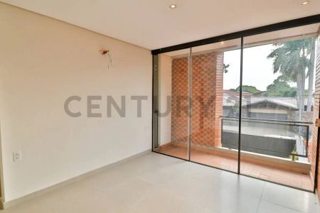 Vendo dúplex a estrenar en Luque, Cuarto Barrio Foto 5 de 16