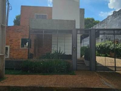 Vendo duplex amoblado en condominio cerrado bo. Villa Aurelia Asunción Foto 2 de 10